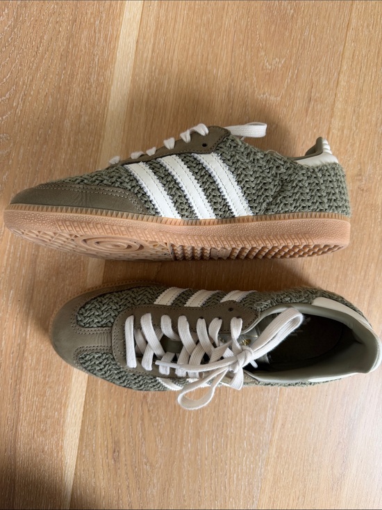 adidas Shoes - Women’s Adidas Olive Green Samba Woven Sneakers size 6.5